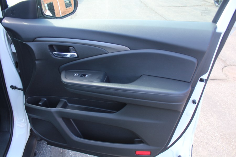 2020 Honda Pilot EX-L photo 28
