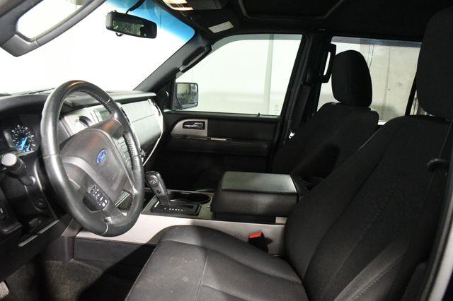 2017 Ford Expedition XLT photo