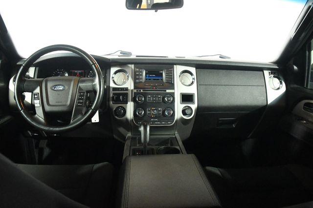 2017 Ford Expedition XLT photo