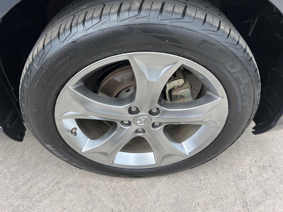 2011 Toyota Venza FWD V6 photo