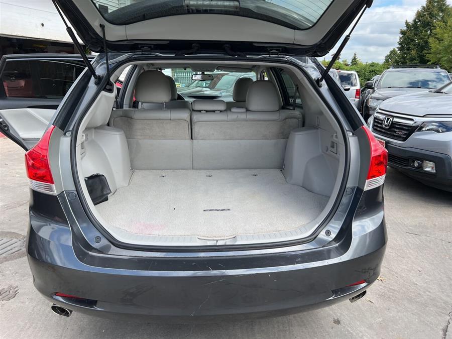 2011 Toyota Venza FWD V6 photo