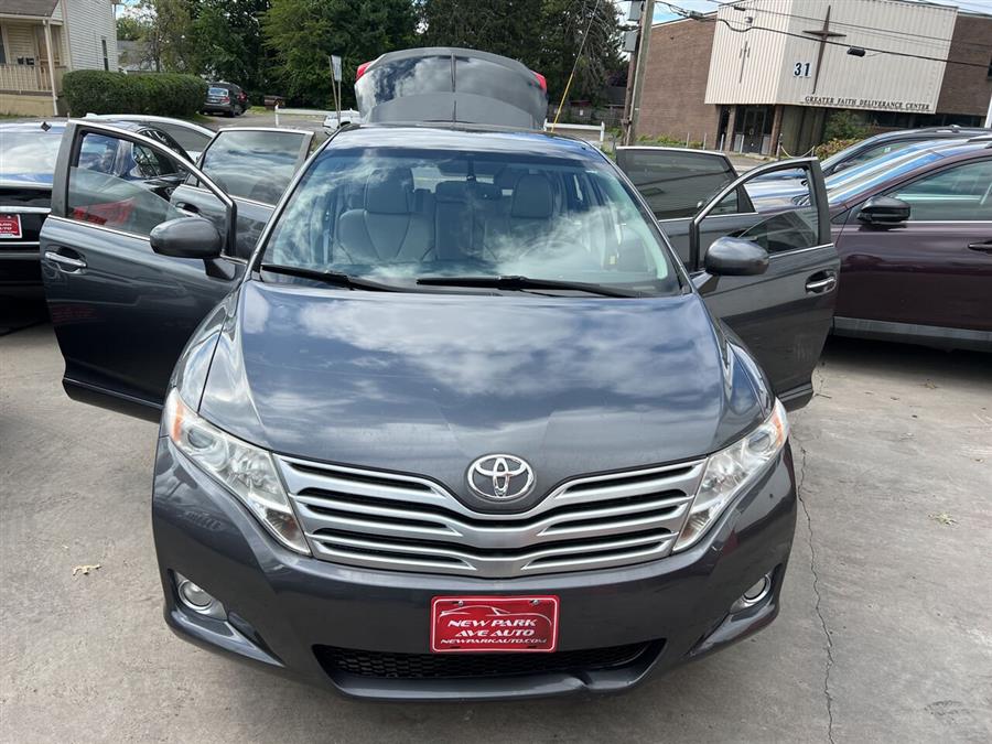 2011 Toyota Venza FWD V6 photo