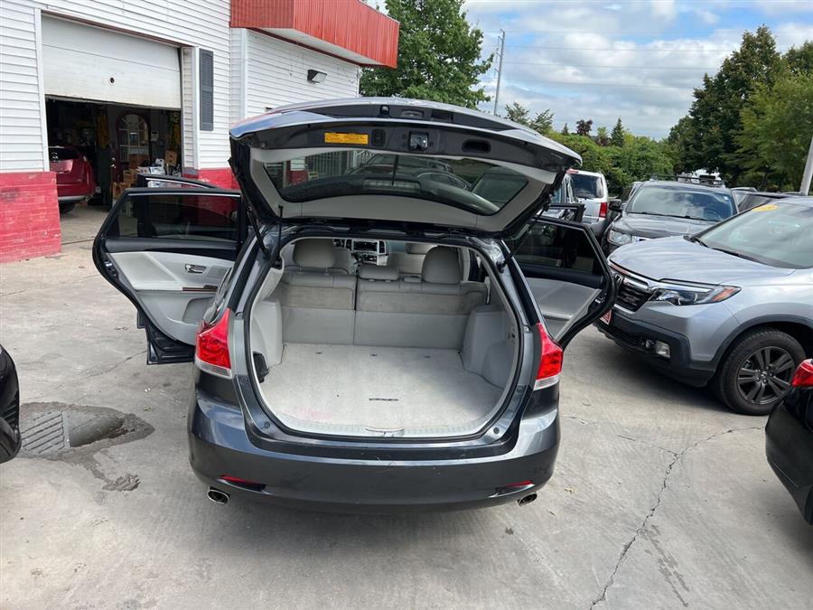 2011 Toyota Venza FWD V6 photo