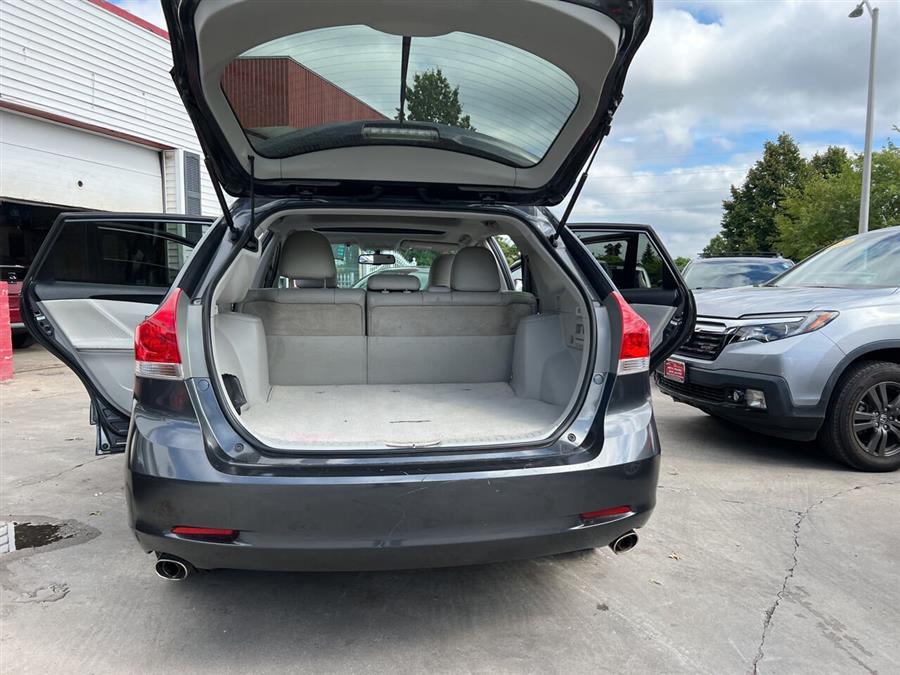 2011 Toyota Venza FWD V6 photo