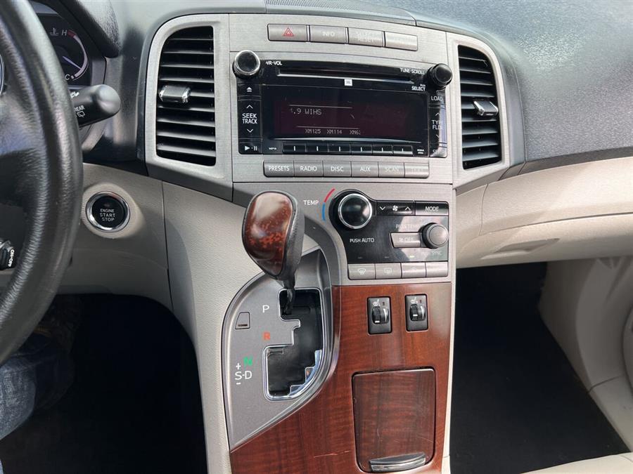 2011 Toyota Venza FWD V6 photo