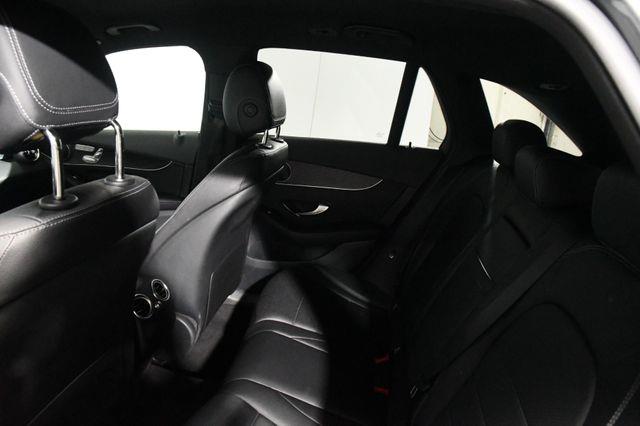 2017 Mercedes-Benz GLC 300 awd photo