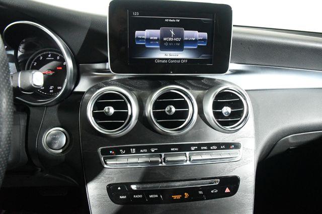 2017 Mercedes-Benz GLC 300 awd photo