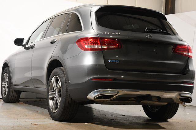 2017 Mercedes-Benz GLC 300 awd photo
