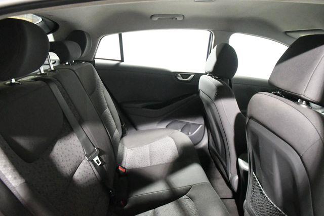 2019 Hyundai IONIQ Hybrid Blue photo
