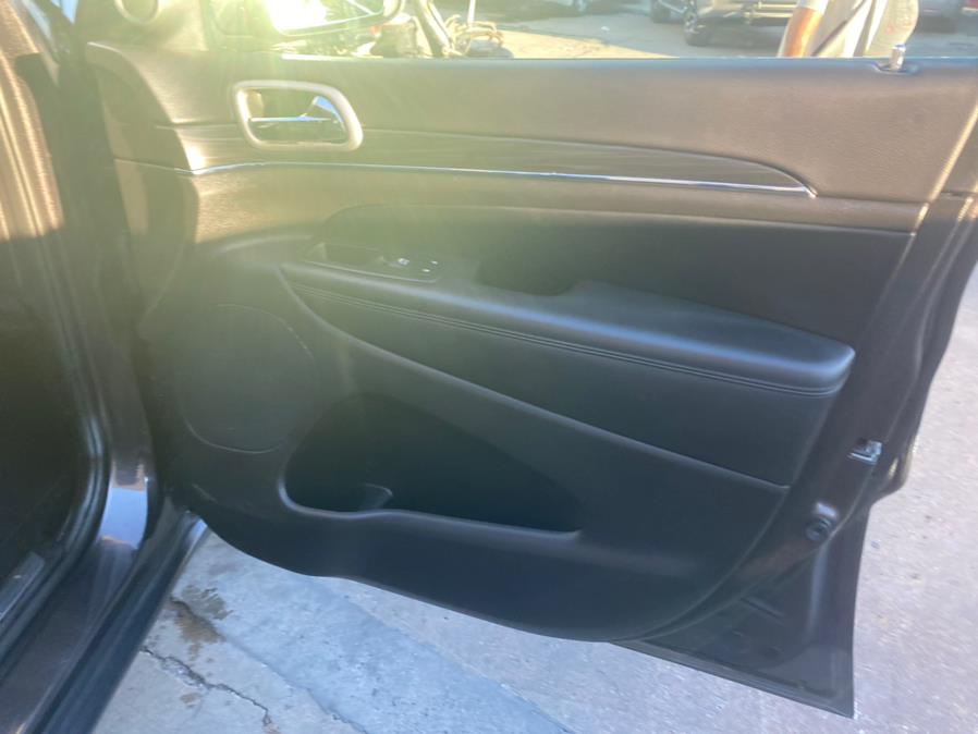 2021 Jeep Grand Cherokee Limited 4x4 photo