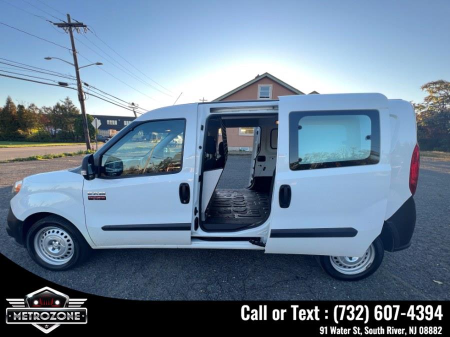 2017 RAM ProMaster City Cargo Van Tradesman Van photo