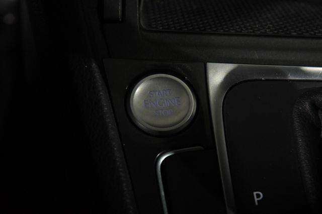 2021 Volkswagen Golf TSI.Free Lifetime Powertrain W photo