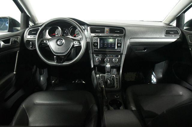 2021 Volkswagen Golf TSI.Free Lifetime Powertrain W photo
