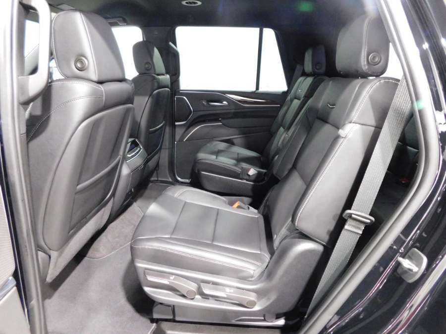 2023 Cadillac Escalade 4WD 4dr Luxury photo