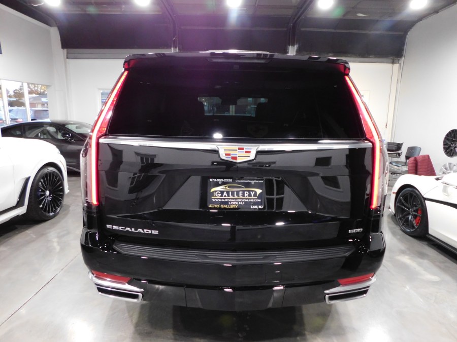 2023 Cadillac Escalade 4WD 4dr Luxury photo