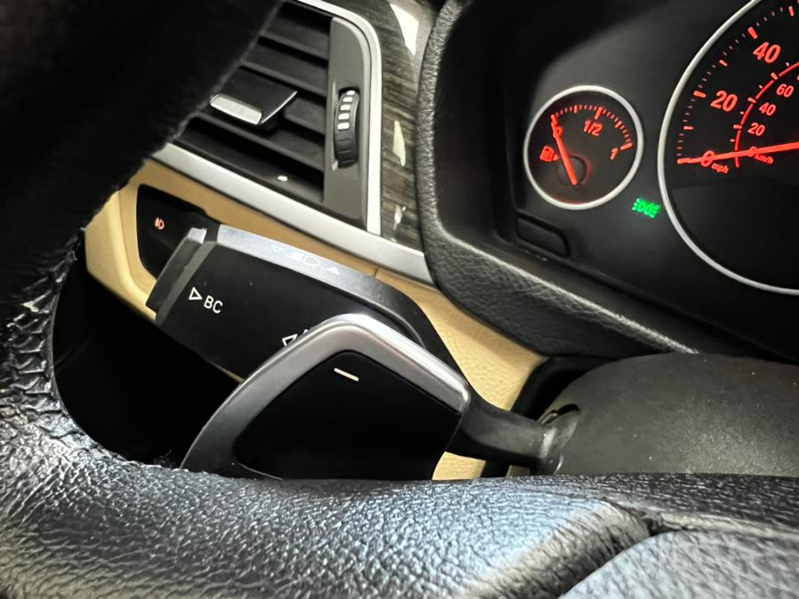 2017 BMW 3-Series 330e iPerformance Plug-In Hybr photo