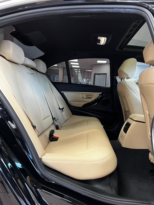 2017 BMW 3-Series 330e iPerformance Plug-In Hybr photo