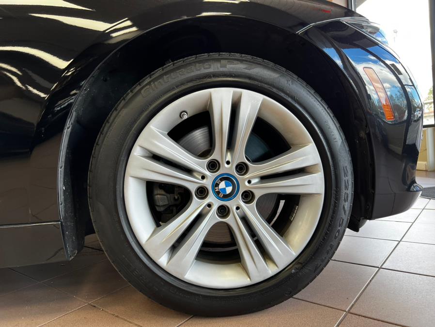2017 BMW 3-Series 330e iPerformance Plug-In Hybr photo