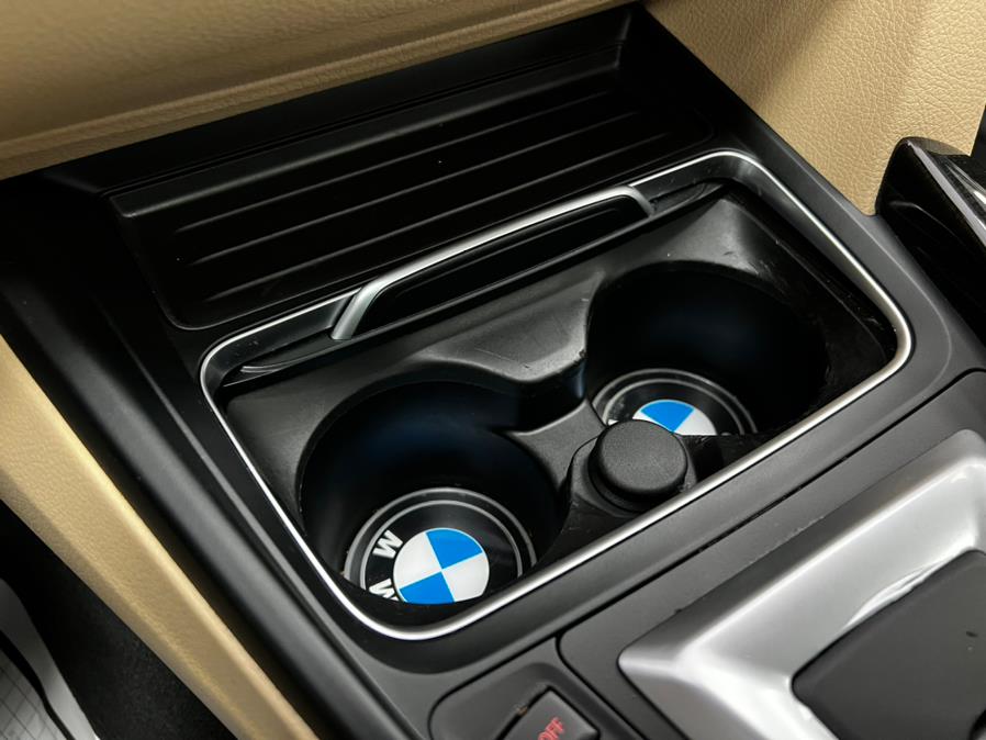2017 BMW 3-Series 330e iPerformance Plug-In Hybr photo