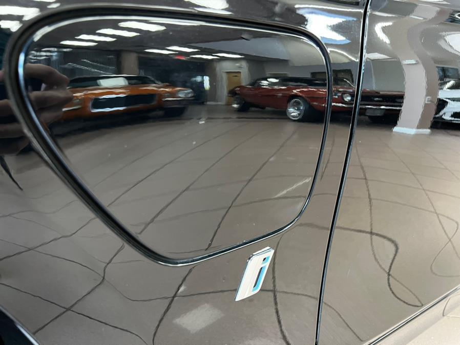 2017 BMW 3-Series 330e iPerformance Plug-In Hybr photo