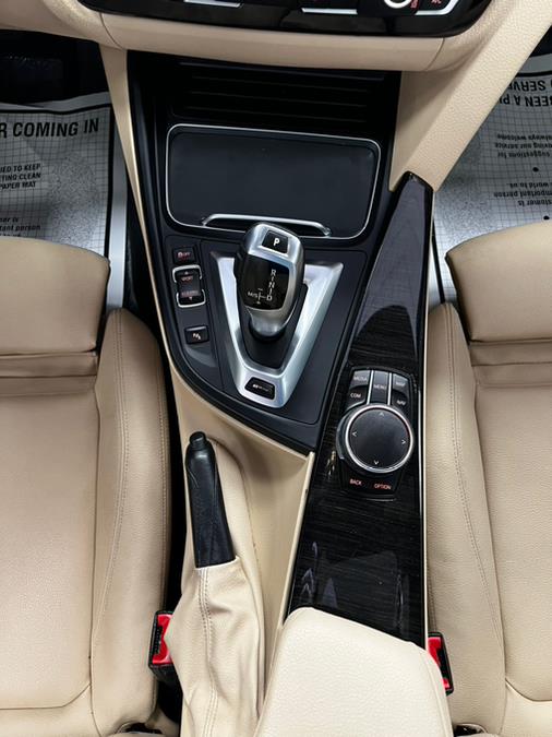2017 BMW 3-Series 330e iPerformance Plug-In Hybr photo