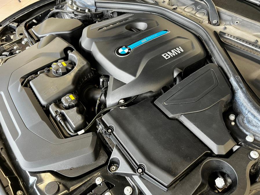 2017 BMW 3-Series 330e iPerformance Plug-In Hybr photo