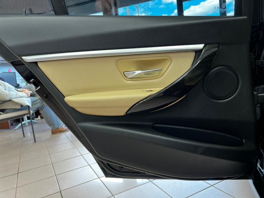 2017 BMW 3-Series 330e iPerformance Plug-In Hybr photo