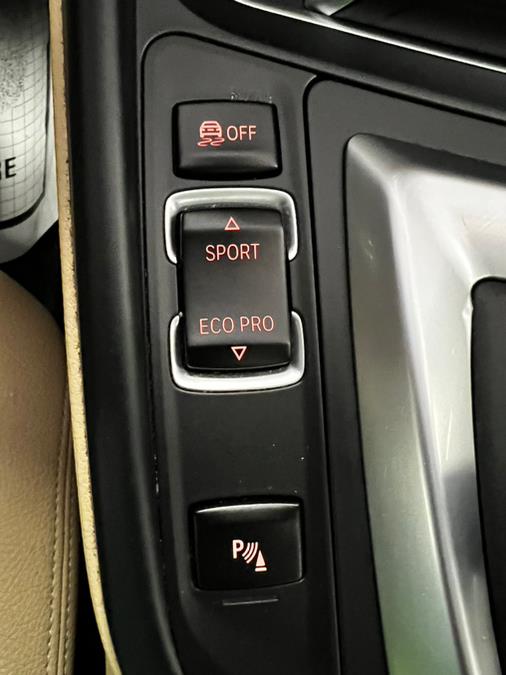 2017 BMW 3-Series 330e iPerformance Plug-In Hybr photo