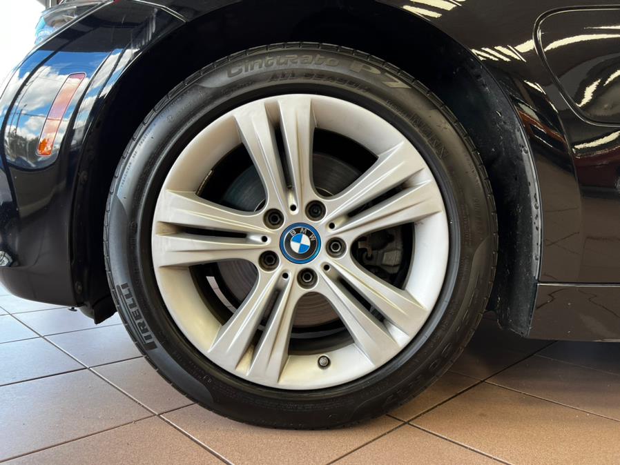 2017 BMW 3-Series 330e iPerformance Plug-In Hybr photo