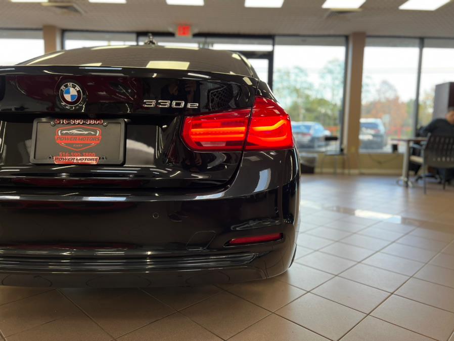 2017 BMW 3-Series 330e iPerformance Plug-In Hybr photo