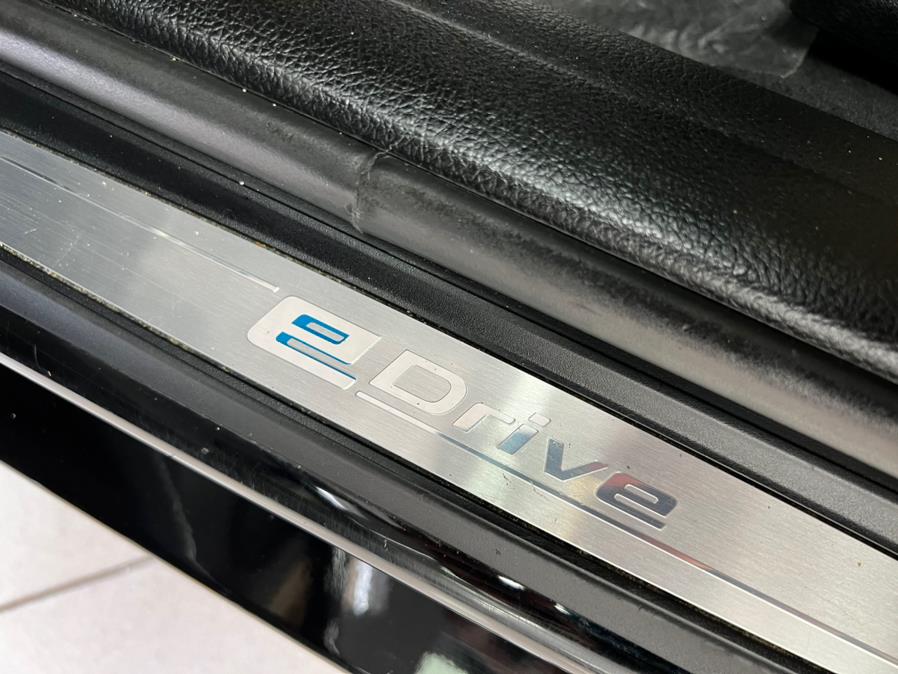 2017 BMW 3-Series 330e iPerformance Plug-In Hybr photo