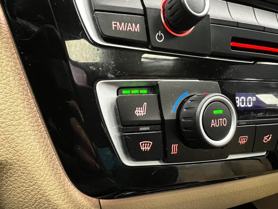 2017 BMW 3-Series 330e iPerformance Plug-In Hybr photo