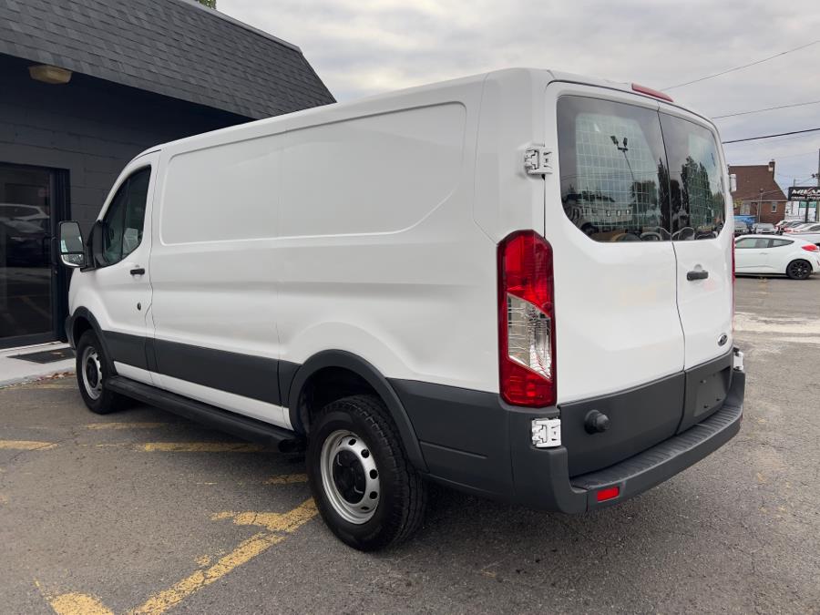 2015 Ford Other 150 photo
