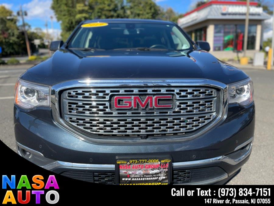 The 2019 GMC Acadia AWD 4dr Denali photos
