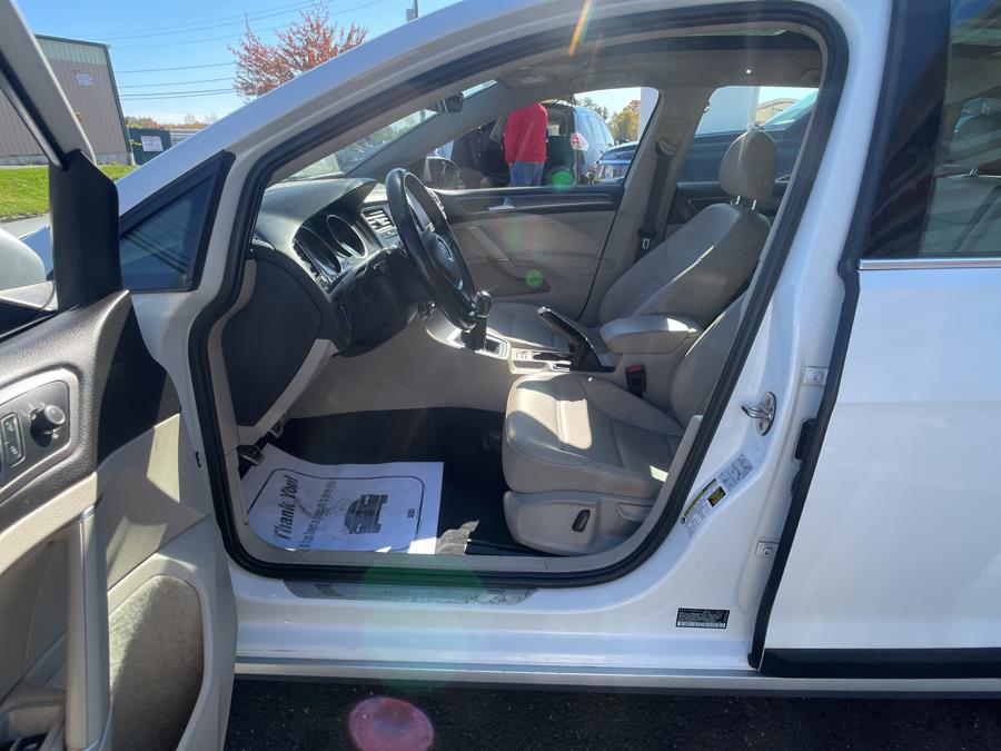 2019 Volkswagen Golf Alltrack TSI SE photo