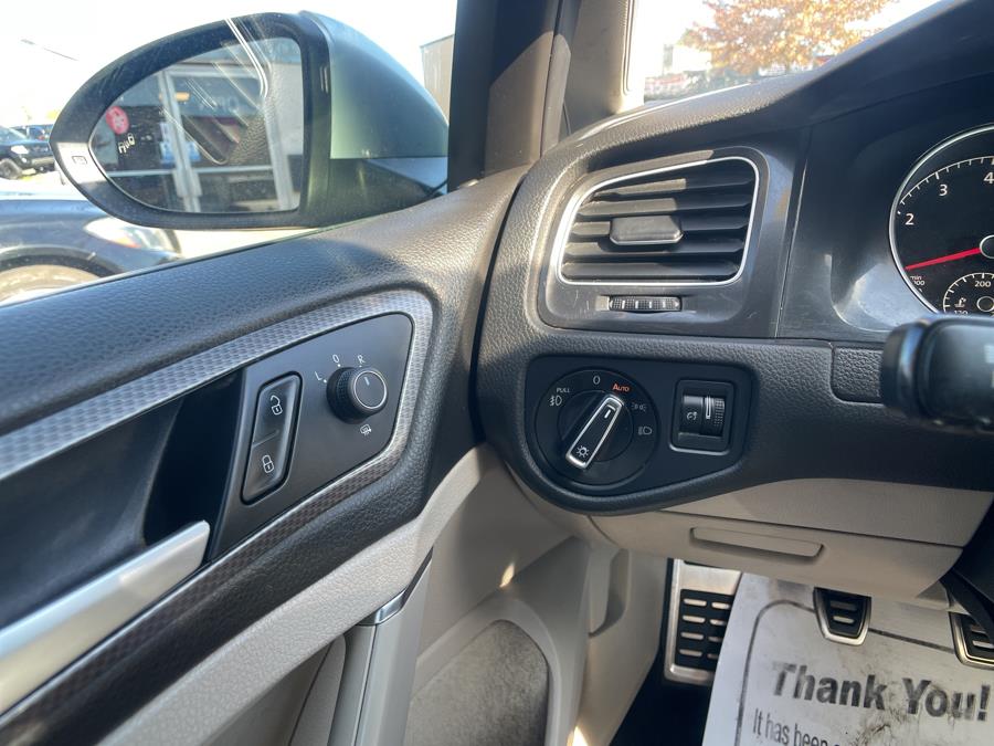 2019 Volkswagen Golf Alltrack TSI SE photo