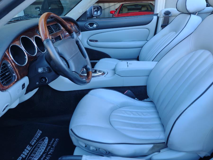 2005 Jaguar XK-Series XK8 photo