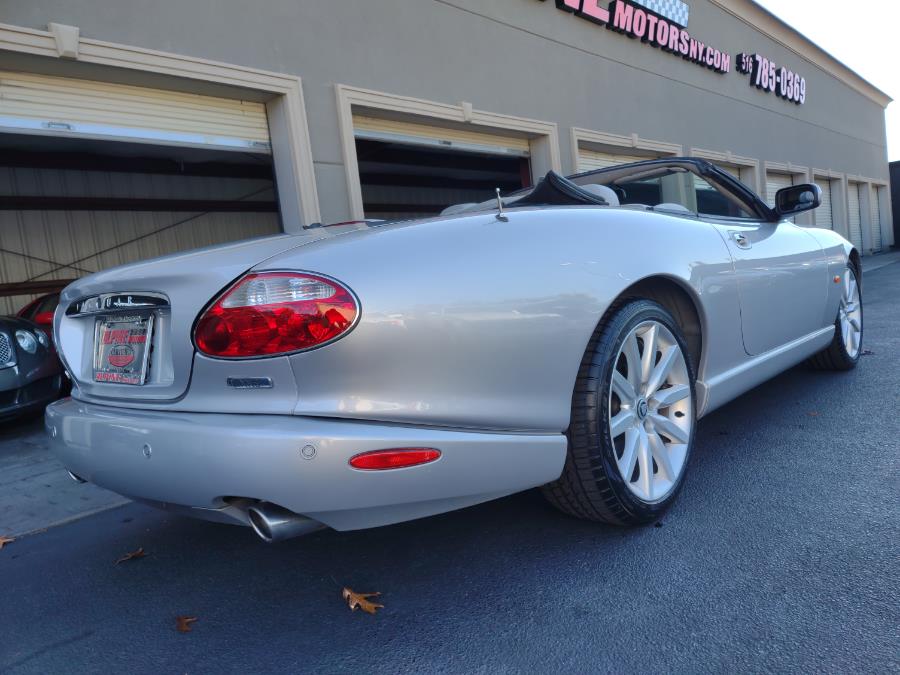 2005 Jaguar XK-Series XK8 photo