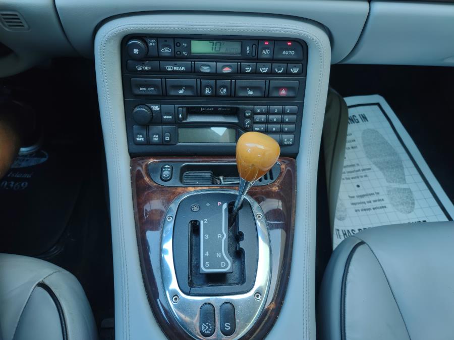 2005 Jaguar XK-Series XK8 photo