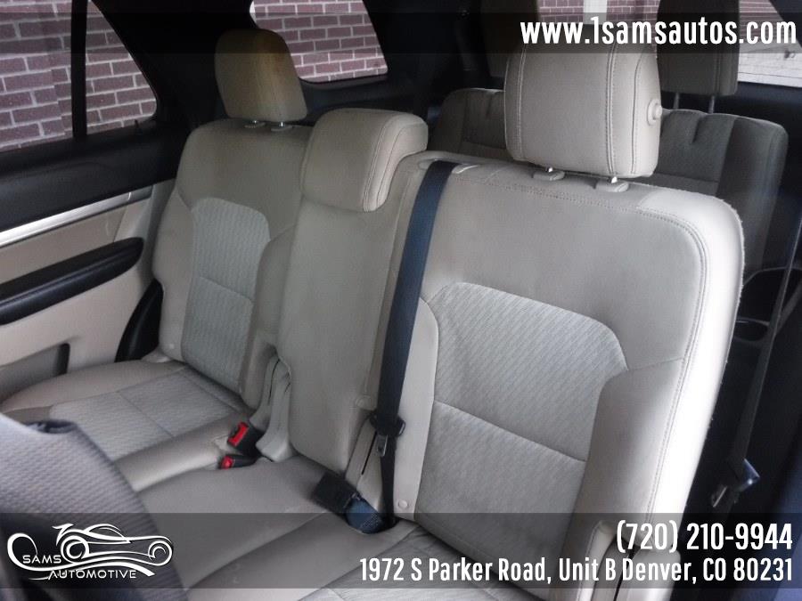 2016 Ford Explorer FWD 4dr Base photo