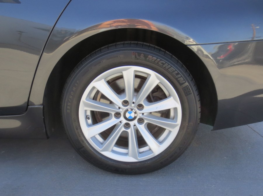 2015 BMW 5-Series 4dr Sdn 528i RWD photo