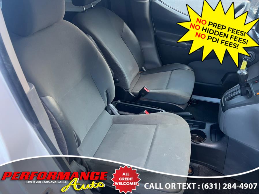 2015 Nissan NV200 I4 S photo