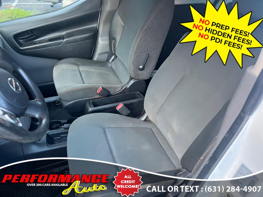 2015 Nissan NV200 I4 S photo