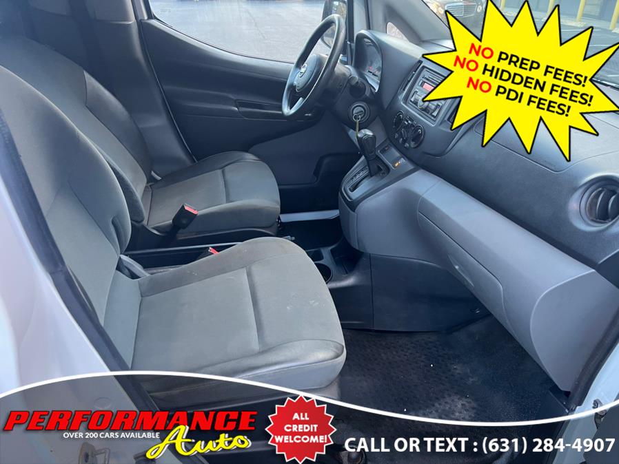 2015 Nissan NV200 I4 S photo