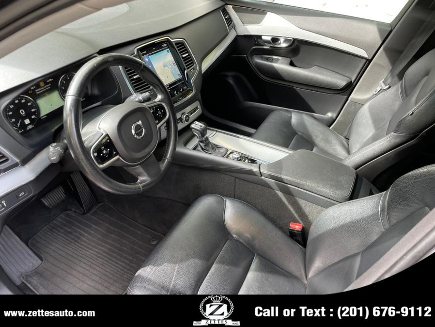 2016 Volvo XC90 AWD 4dr T5 Momentum photo