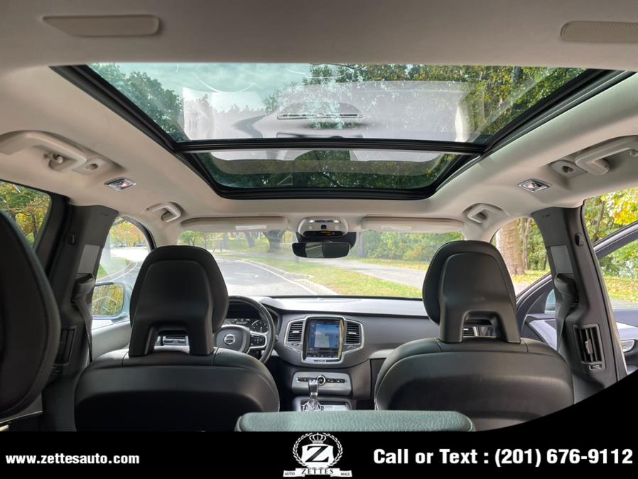 2016 Volvo XC90 AWD 4dr T5 Momentum photo