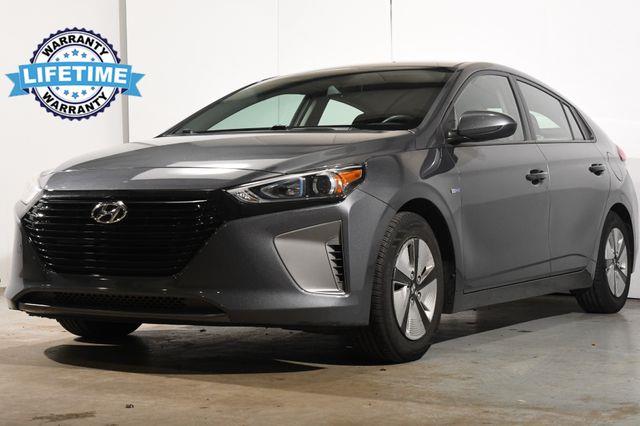 2019 Hyundai IONIQ Hybrid Fwd photo