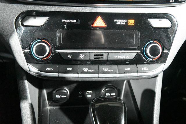 2019 Hyundai IONIQ Hybrid Fwd photo