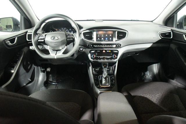 2019 Hyundai IONIQ Hybrid Fwd photo