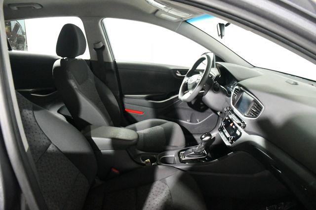 2019 Hyundai IONIQ Hybrid Fwd photo